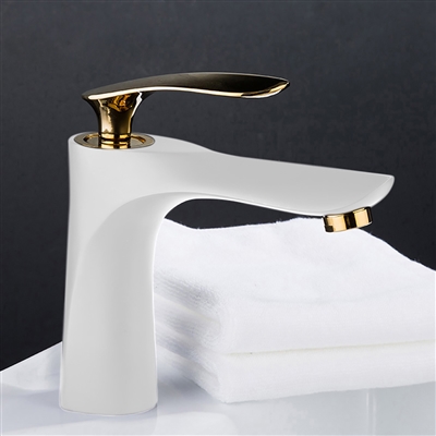 Delta Faucet Single Hole Bathroom Sink Faucet